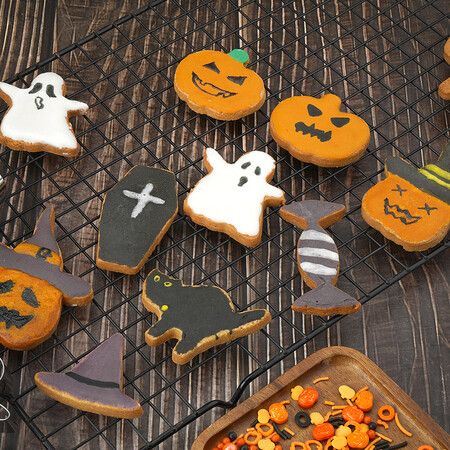 6 PCS Halloween Cookie Cutter Set Stainless Steel Baking Tools Cookie Stamps Cutters