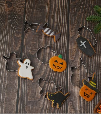 6 PCS Halloween Cookie Cutter Set Stainless Steel Baking Tools Cookie Stamps Cutters