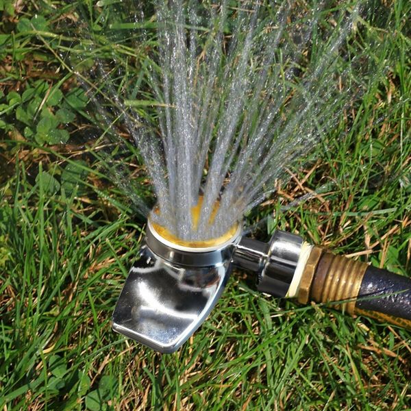 360 Degree Metal Spot Sprinkler,2 Pack Circle Pattern Sprinkler with Gentle Water Flow for Small Area Yard Lawn Garden Watering,Coverage Up to 30FT