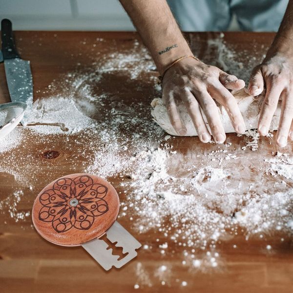 UFO Bread Lame UFO Bread Scoring Knife Tool- Baking Lame Bread Tool French Bread Scorer Scoring Cutter Razor Bread Slasher Tool Bread Lame Cutter for Bread Bakers