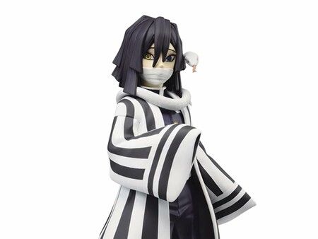 Official Demon Slayer Banpresto 17433 Obanai Iguro Figure Anime Merchandise Collectible