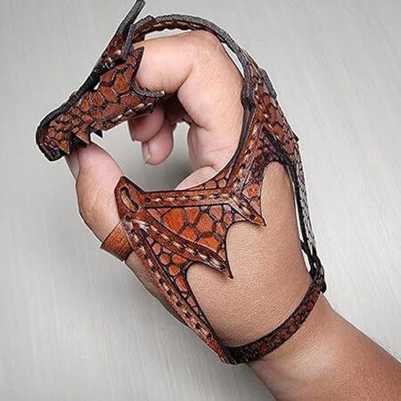 Leather Hand Dragon Bracelet,Vintage Handmade Wrap Around Wrist Finger Bracelet Cosplay Cool Leather Dragon Cuff Bracelet Decoration Accessories Jewelry Gift, Brown