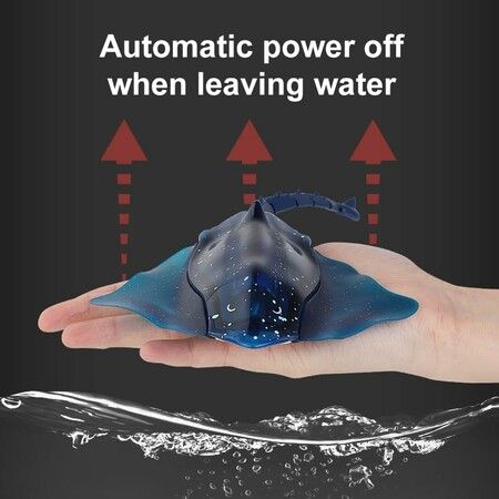 Pool Toys Remote Control Stingray Diving into Water High Simulation Robot Manta Ray Lights Remote Control Bathtub Age3+ Blue