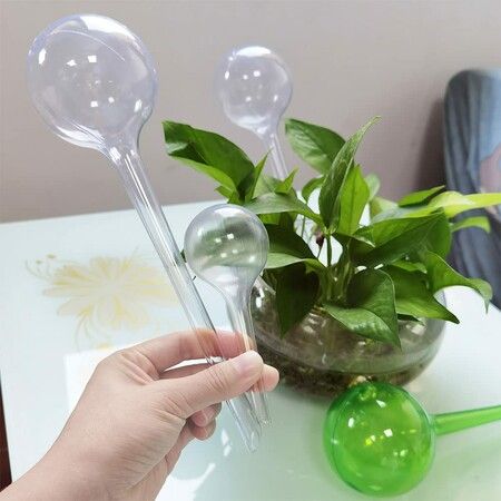 Plant Automatic Watering Devices,Clear Plastic Self-Watering Bulbs Flower Automatic Watering Device While Away Garden Waterer for Plant Indoor Outdoor (10 Pcs)