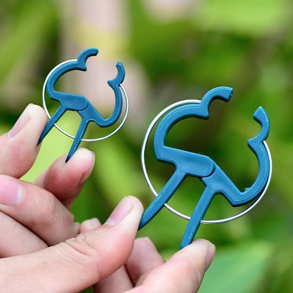 60PCS Plant Clips 2 Sizes Adjusting Reusable Garden Plant Supports Clips for Supporting Stems of Flower Vine Vegetables Tomatoes Climbing