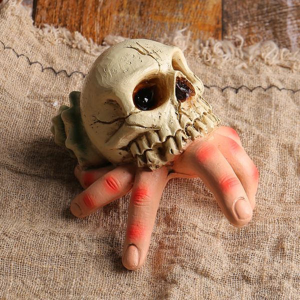 Halloween Skull Hand Resin Garden Ornaments Horror Simulation Ghost Festival Decorations Figurines