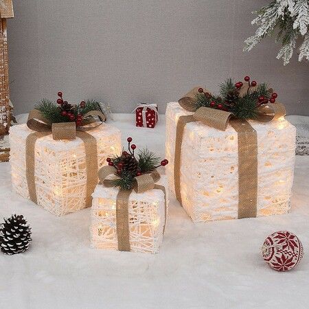 Set of 3 Christmas LED Lighted Gift Boxes 60 LED Lights Indoor Outdoor Decor