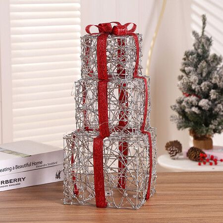 Set of 3 Christmas Light Gift Boxes Decorations LED Light Up AAA Battery Power Tree Ornament Indoor Outdoor Holiday Party Home Yard