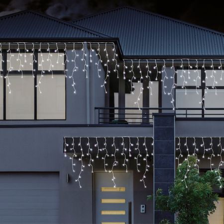Stockholm Christmas Lights SNOWING ICICLES Curtain Lights 480 Cool White LEDs