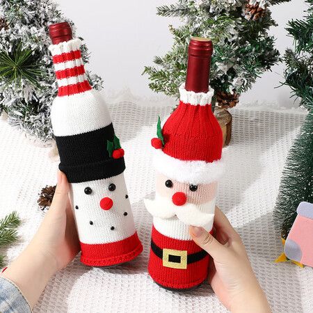 Set of 3 Christmas Wine Bottles Festive Creative Red Wine Set for Hotel and Restaurant Table Decorations