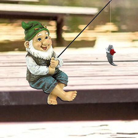 Funny Mini Gnome Fishing Statue: Creative Garden Ornament Featuring a Dwarf Elf Figurine