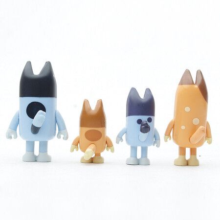 8-Pack 2.5-inch BLUEY Family and Friends Figure:Bingo, Bandit (Dad), Chilli (Mum), Coco, Snickers, Rusty and Muffin Official Collectable Toy