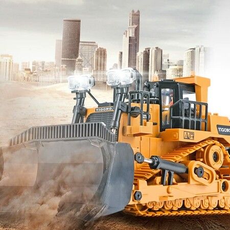 1:24 RC Remote Control Excavator and Bulldozer Toys: Gift for Engineering Vehicle Enthusiasts