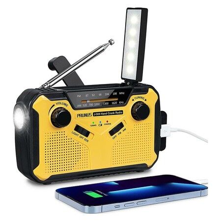 Solar and Crank Emergency Radio with FM/AM, Dynamo crank generates electricity even without batteries,Essential emergency kits