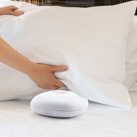 Silent Vibration Alarm Clock: Portable and Discreet Wake-Up Solution for Heavy Sleepers and Deaf/Hard of Hearing Individuals