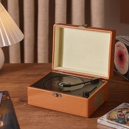 Bluetooth CD Player with Speaker: Portable Retro Suitcase CD Player with Bluetooth 5.0 for Home Use (Brown)