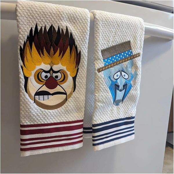 Heat Miser Snow Miser Christmas Towel, 2PCS Handmade Embroidered Decorative Large Cotton Hand Towels Bathroom Set