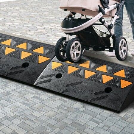 Rubber Curb Ramp 2 Pack 11 cm Rise Height Heavy-Duty 15 tons Load Capacity Threshold Ramps Driveway Ramps with Stable Grid Structure