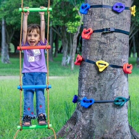 Ninja Tree Climbing Kit 12 Climbing Holds 6 Ratchet Straps Climbing Ladder