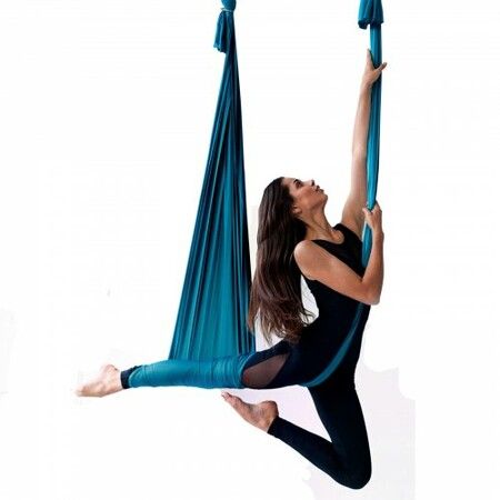 Aerial Yoga Hammock & Swing 5 m Length Aerial Yoga Starter Kit with 100gsm Nylon Fabric Full Rigging Hardware & Easy Set-up Guide Antigravity Flying