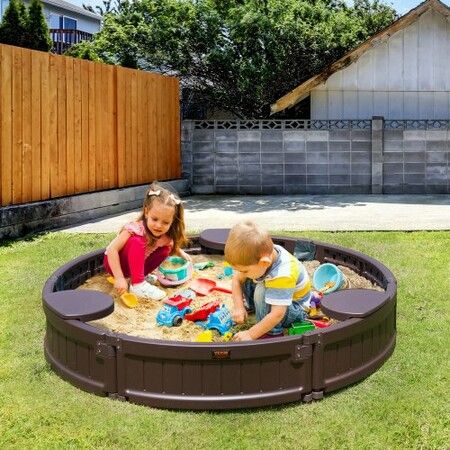 Sandbox with Cover 47.2 x 9.1 in Round Sand Box HDPE Sand Pit with 3 Corner Seating and Bottom Liner Kids Sandbox for Outdoor Backyard Beach Park Gift