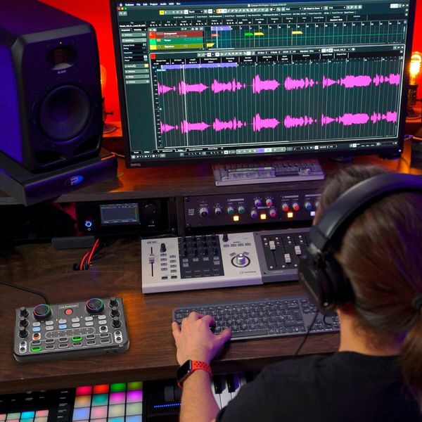 Podcast Recording Equipment with Voice changer, Podcast Mixer,Sound Card, DJ Audio Mixer Interface for PC Game Live Streaming or Podcast