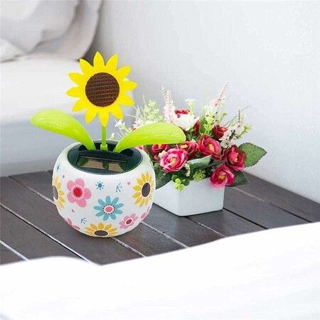 Sunflower Solar Dancing Flower Solar Dancing Solar Toys, Solar Powered Swinging Animated Dancer Toy Office Desk Car Decoration for Car