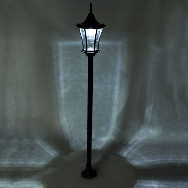 Deluxe Outdoor Solar-Powered Garden Lamp 