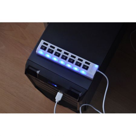 7 Ports USB Hub With ON/OFF Switch White