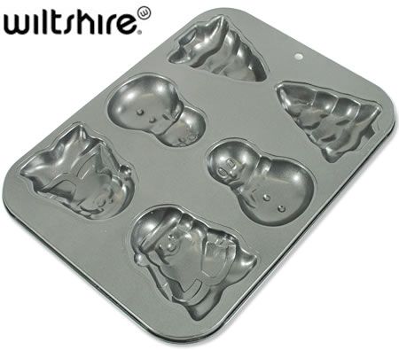 Wiltshire Santa's Kitchen Christmas Muffin Pan - 6 Cup