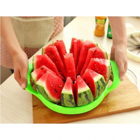 LUD Stainless Steel Melon Cantaloupe Watermelon Slicer/Cutter