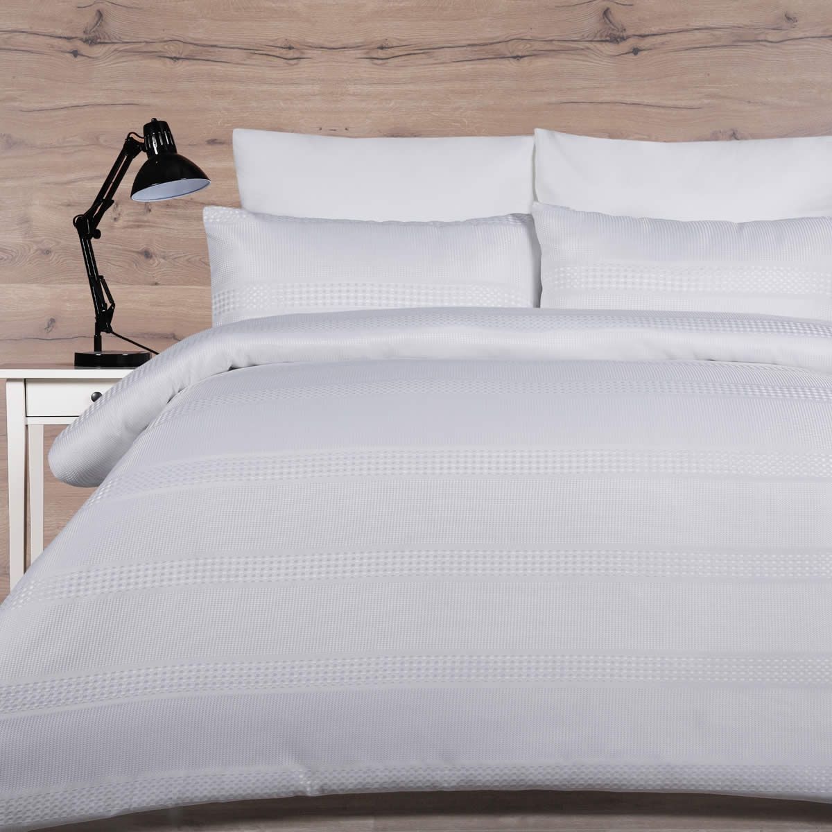 Queen Bed White Waffle Stripe Quilt Cover Set