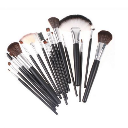 18 PCS Nylon Hair Makeup Brush Set + Silvery grey PU Pouch Bag